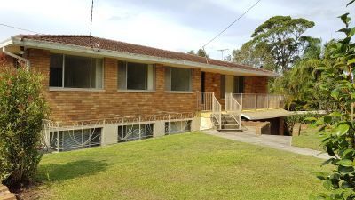 LARGE FAMILY SIZED UPPER DUPLEX