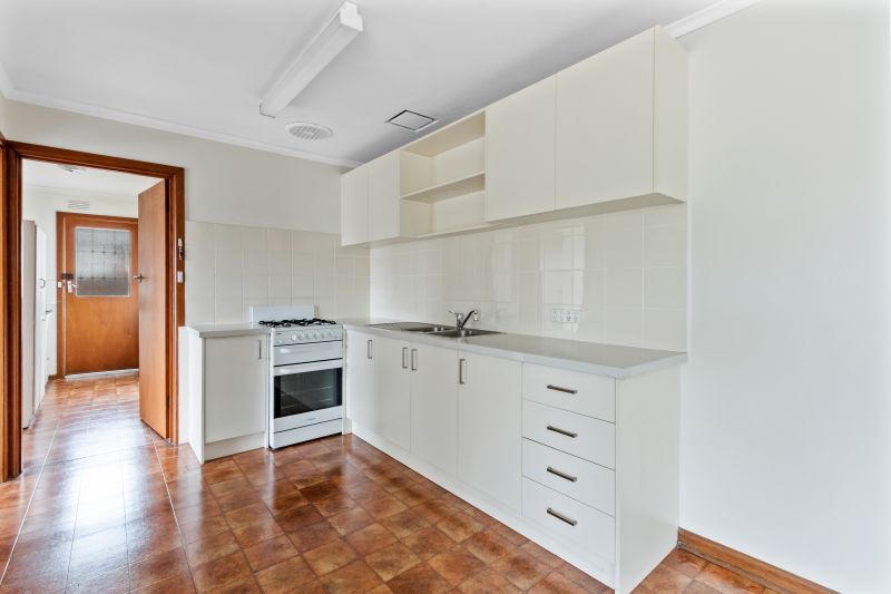 4/68 Thackeray Road, Reservoir