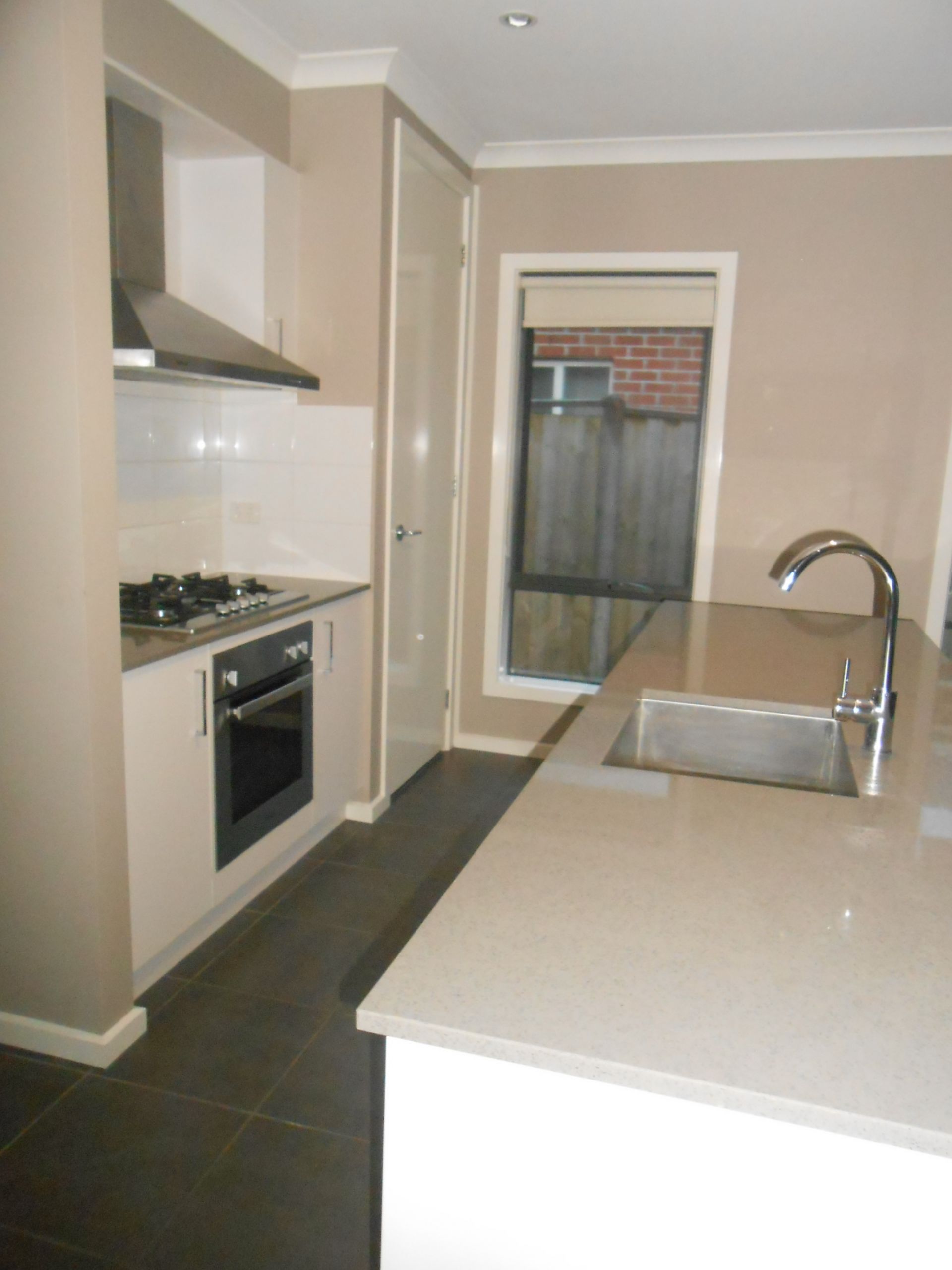 ***APPROVED APPLICATION PENDING*** INVITING & MODERN 4 BEDROOM FAMILY HOME