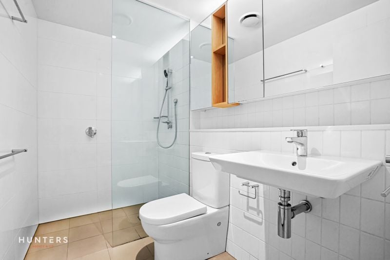 201/8 Saunders Close, Macquarie Park