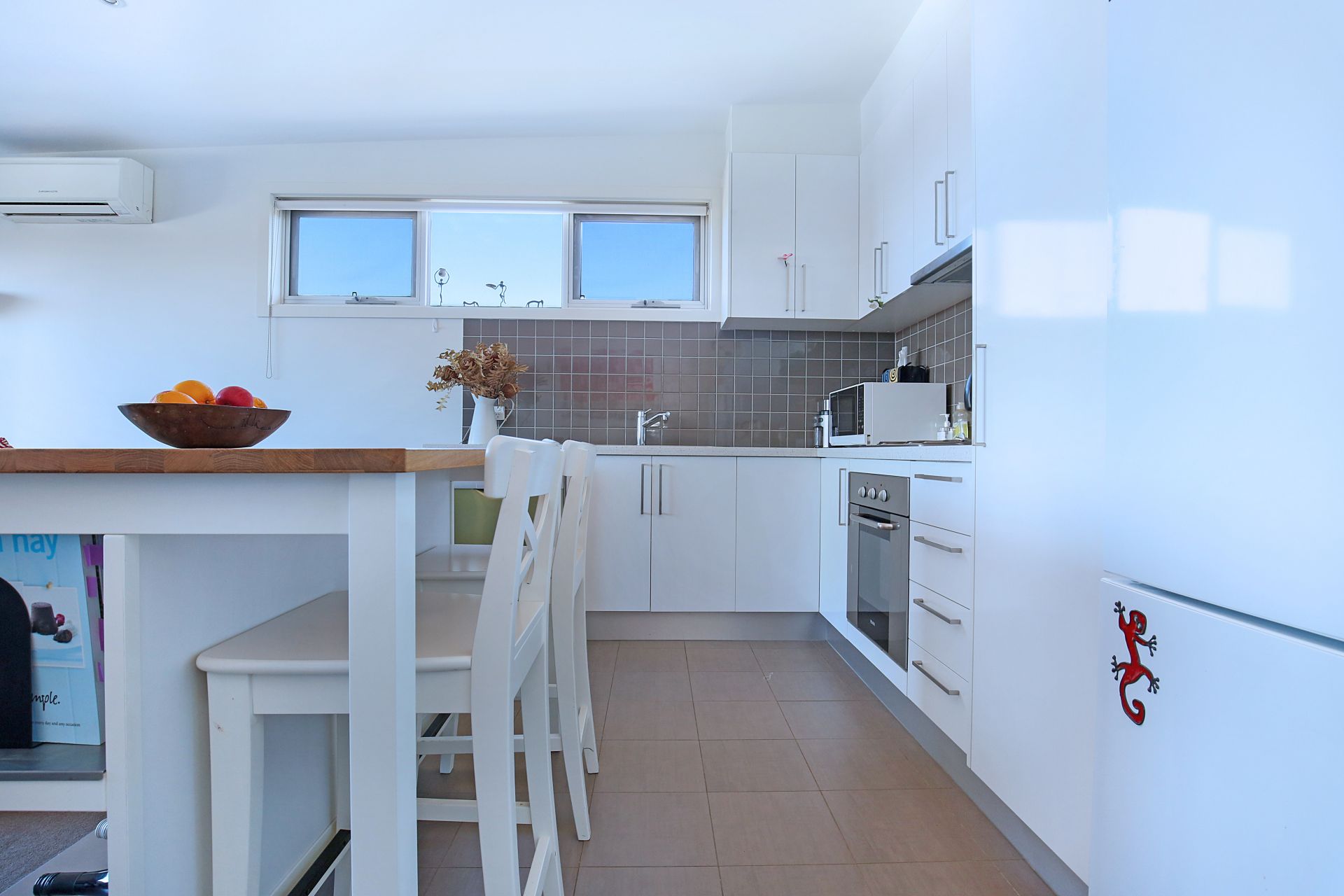 Oversized Unit with Stunning Views