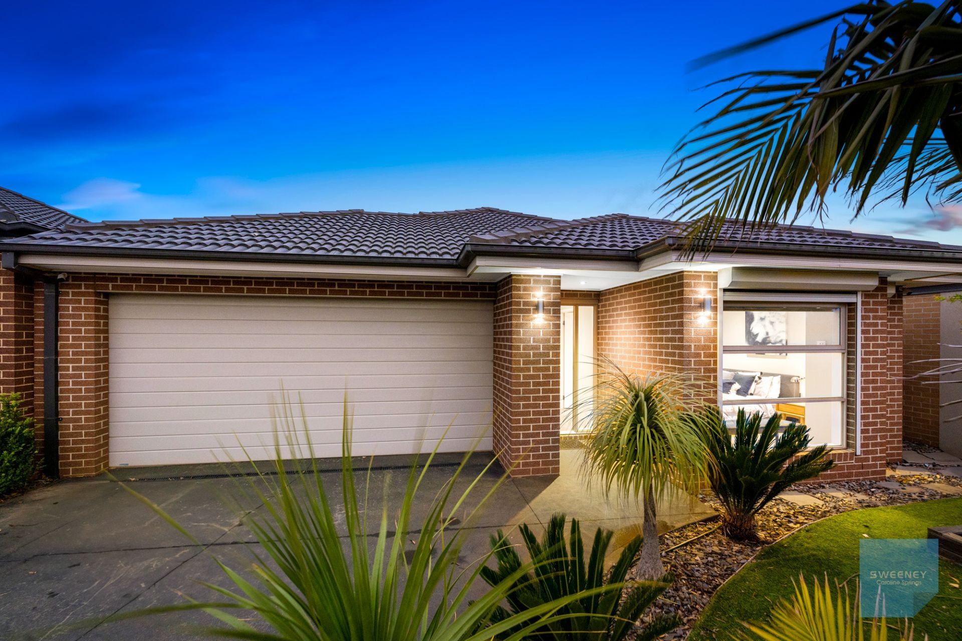 32 City Vista Court, Fraser Rise - Thumbnail 2