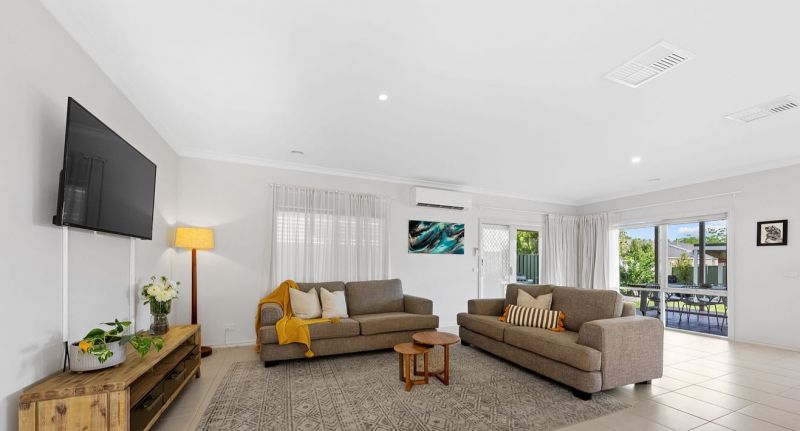 14 Liriope Green, Caroline Springs - Thumbnail 4