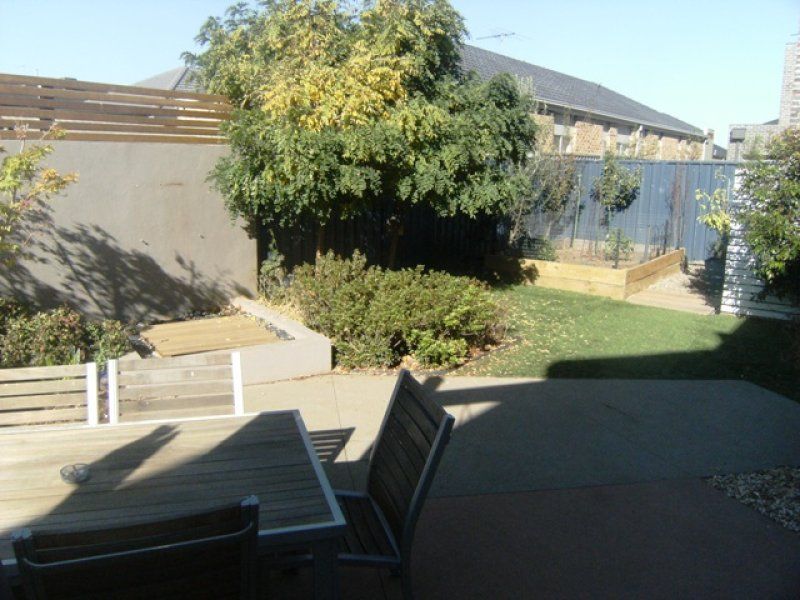 2 Parsons Lane, Caroline Springs - Thumbnail 5