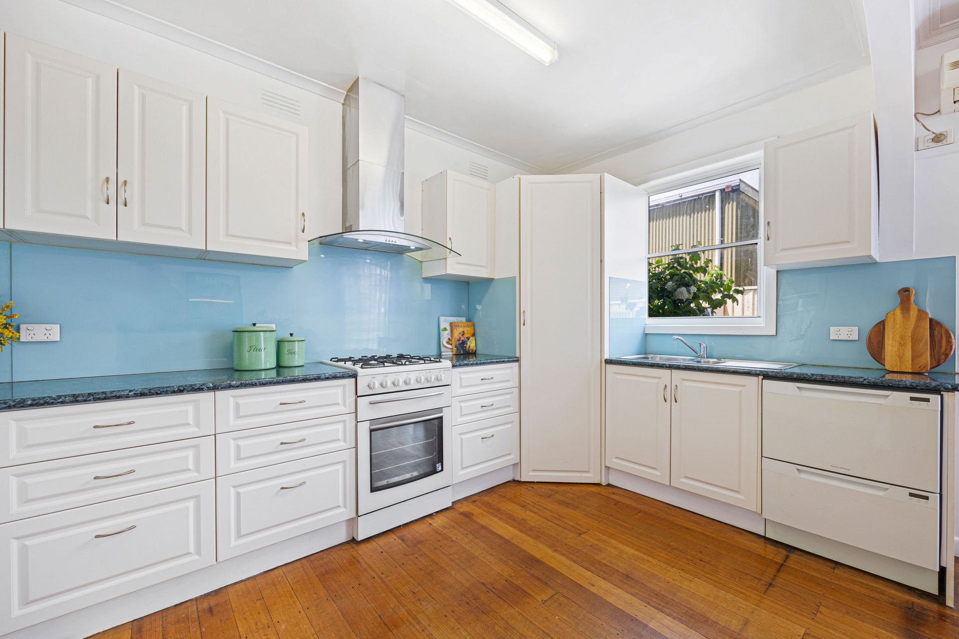 2 Banksia Road, Wendouree, Wendouree, Wendouree - Thumbnail 8