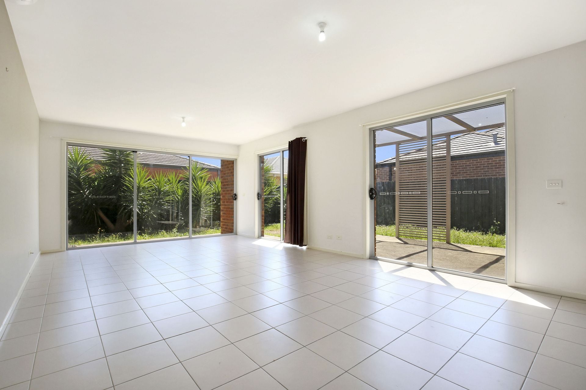 THIS HOME IS BOUND TO IMPRESS!