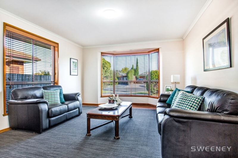 21 Lan Avenue, Altona Meadows - Thumbnail 3