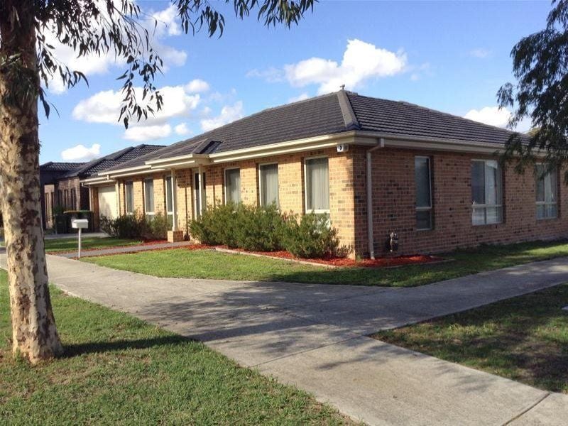 7 Jindabyne Avenue, South Morang