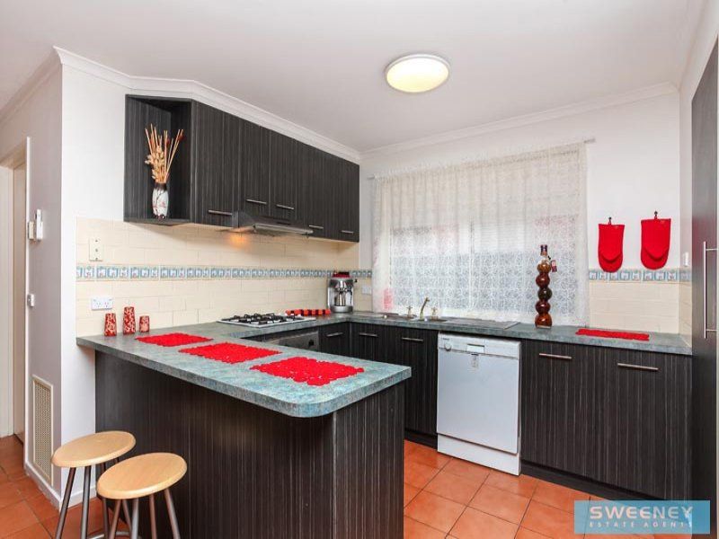 37 Mockridge Avenue, Burnside - Thumbnail 4