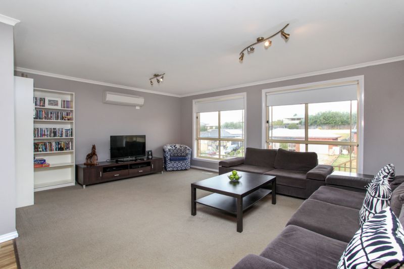 14 Lewis Street, Bacchus Marsh - Thumbnail 3