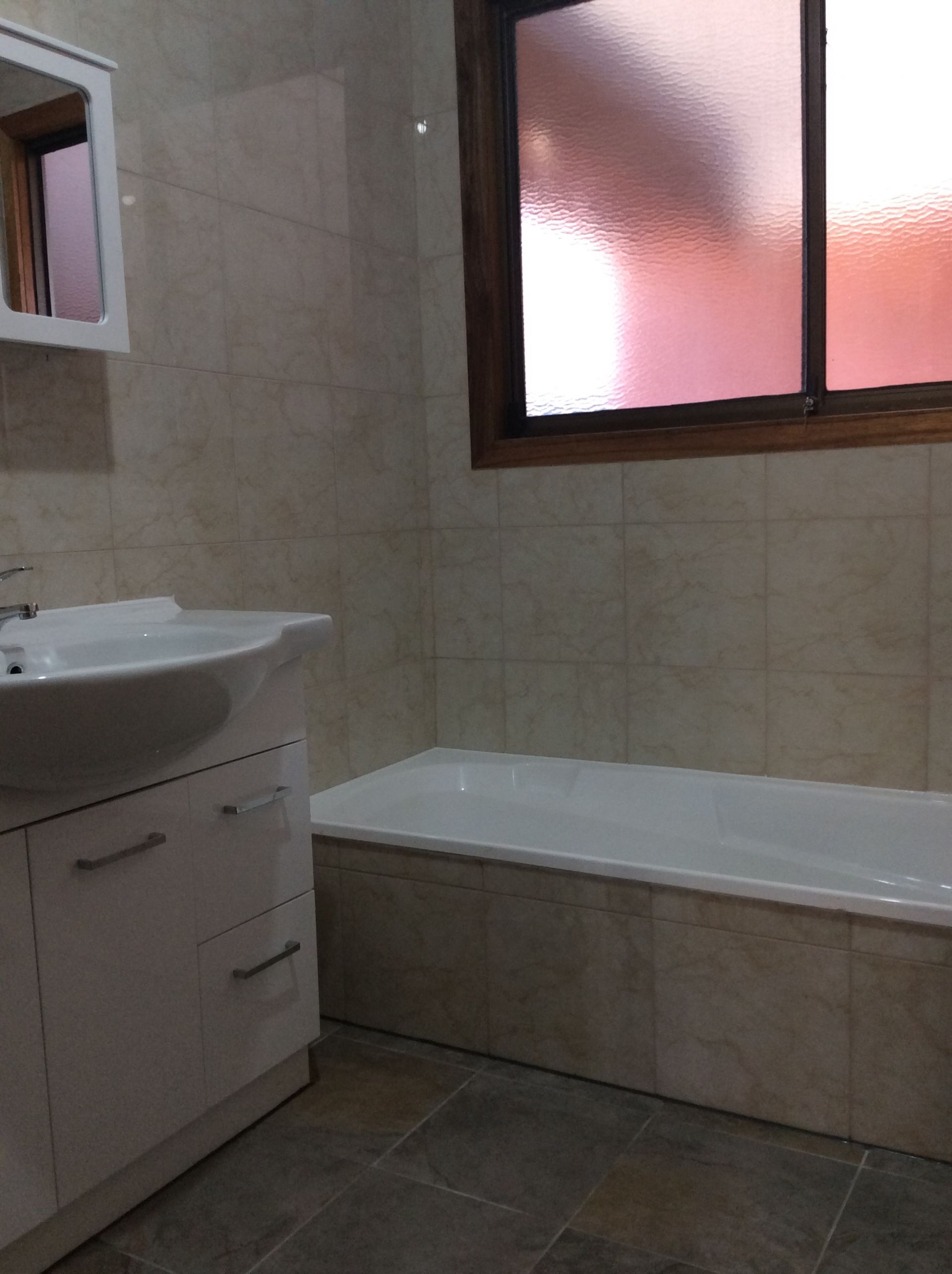 Villa Unit Close To Everything and Only Walking Distance to Penders Park