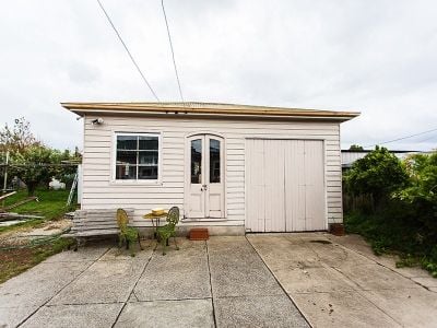 36 Thomas Street, EAST DEVONPORT, East Devonport - Thumbnail 5