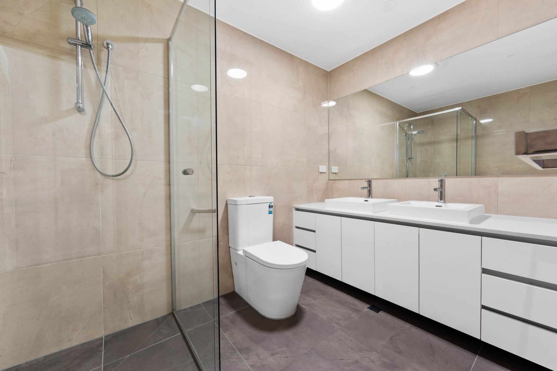 201/22 Dianella Lane, St Kilda East - Thumbnail 8