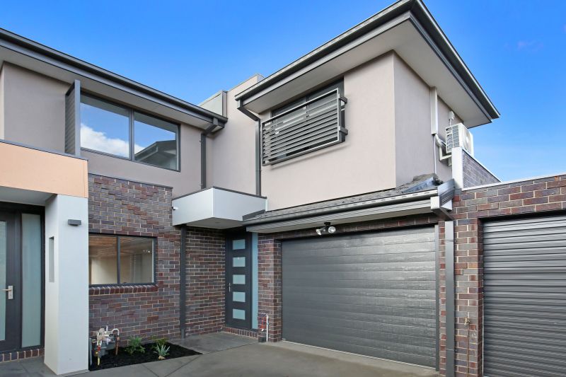 3/8 Palm Avenue, Reservoir