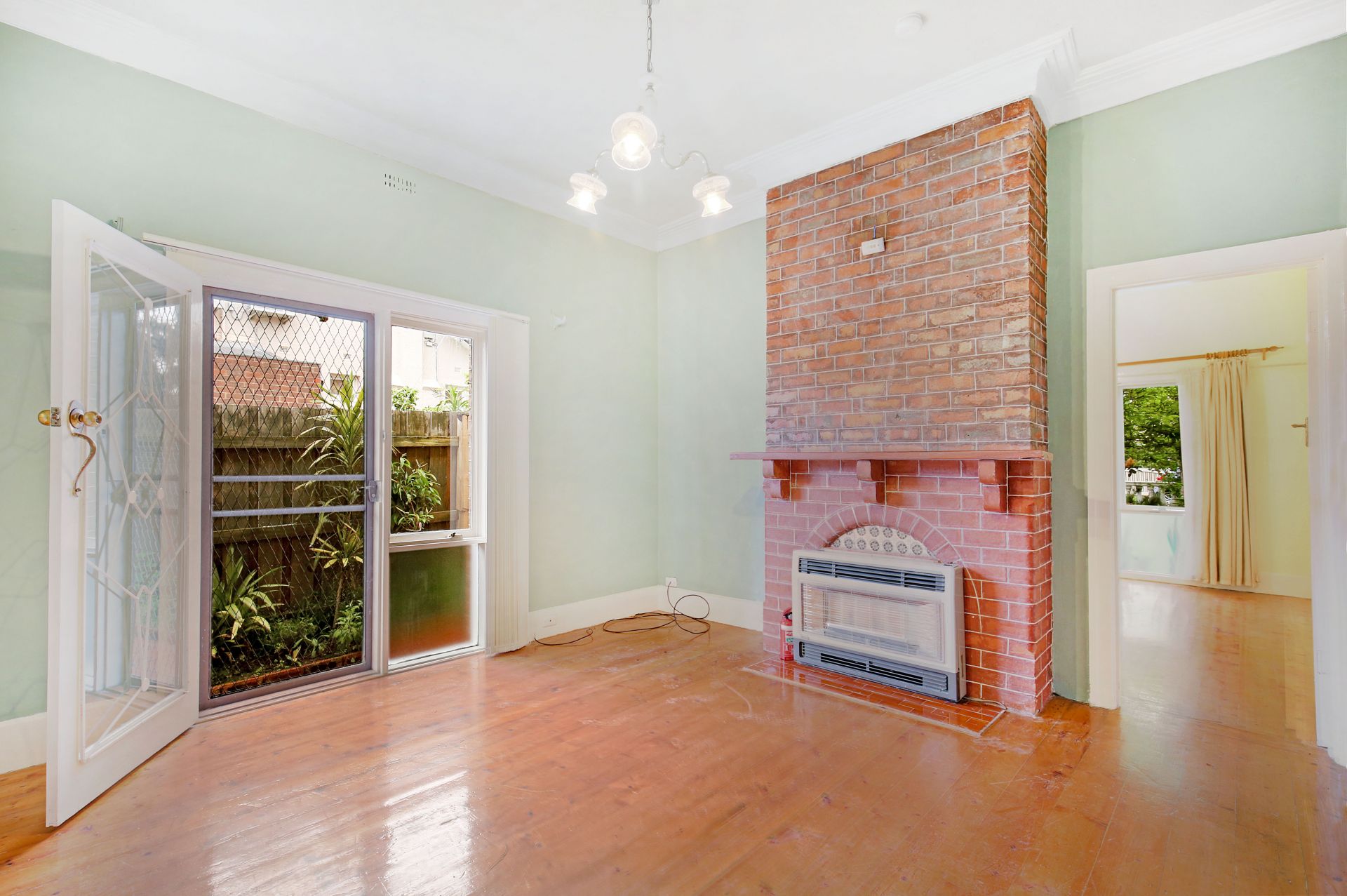 **PROPERTY NOW LEASED 18/11/22**