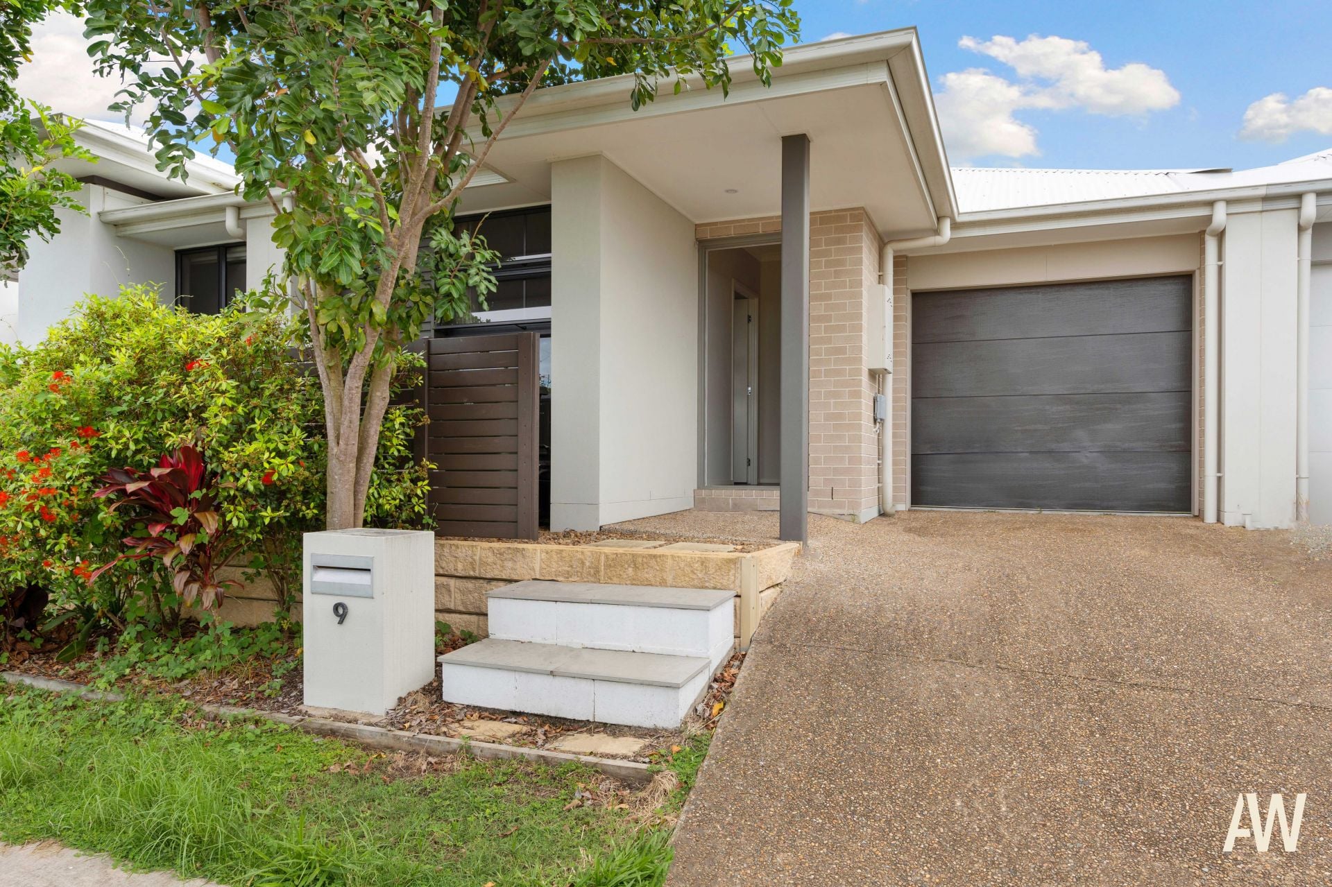 9 Rosseau Street Baringa QLD, Baringa - Thumbnail 2