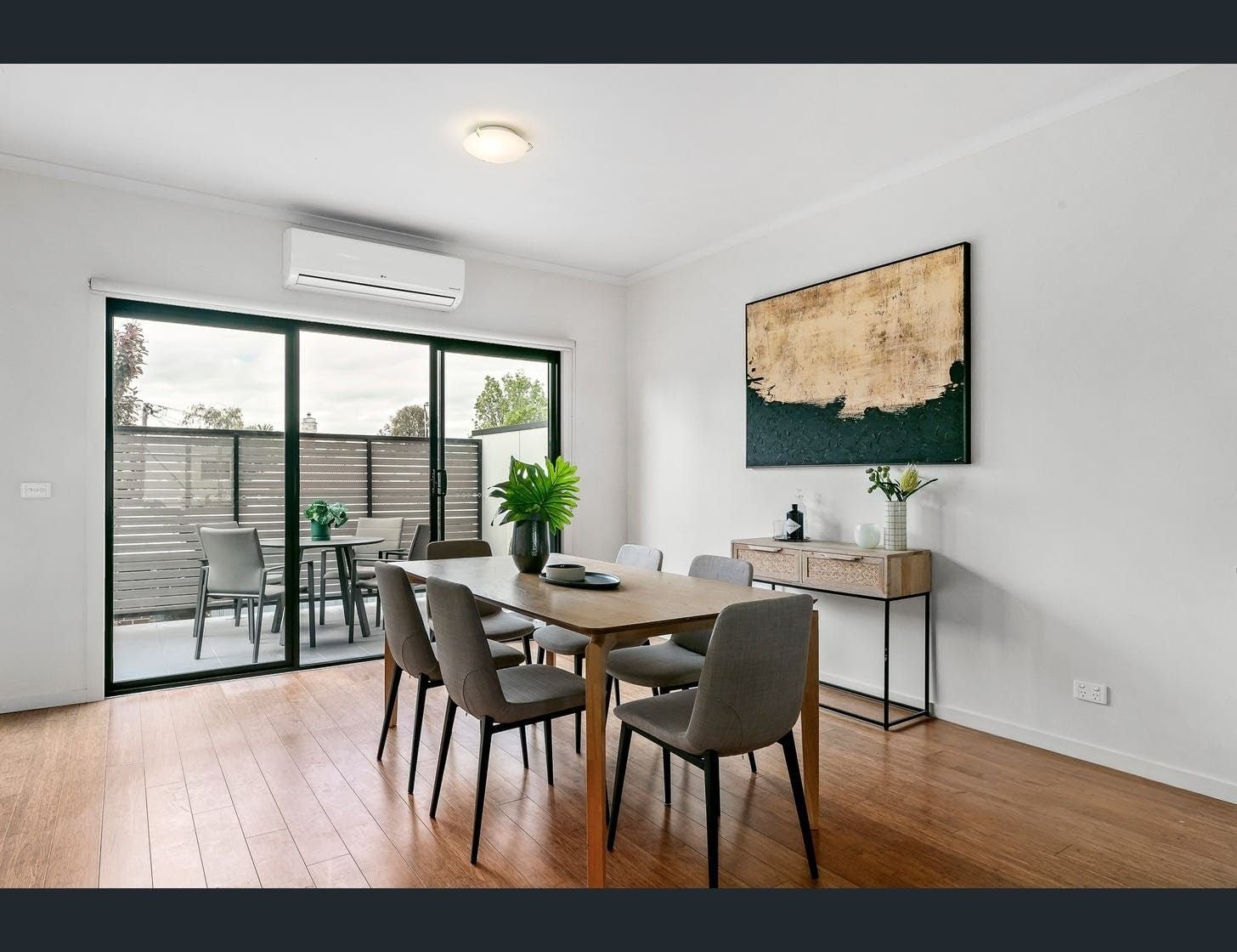 Stylish Modern Living in the Heart of Yarraville