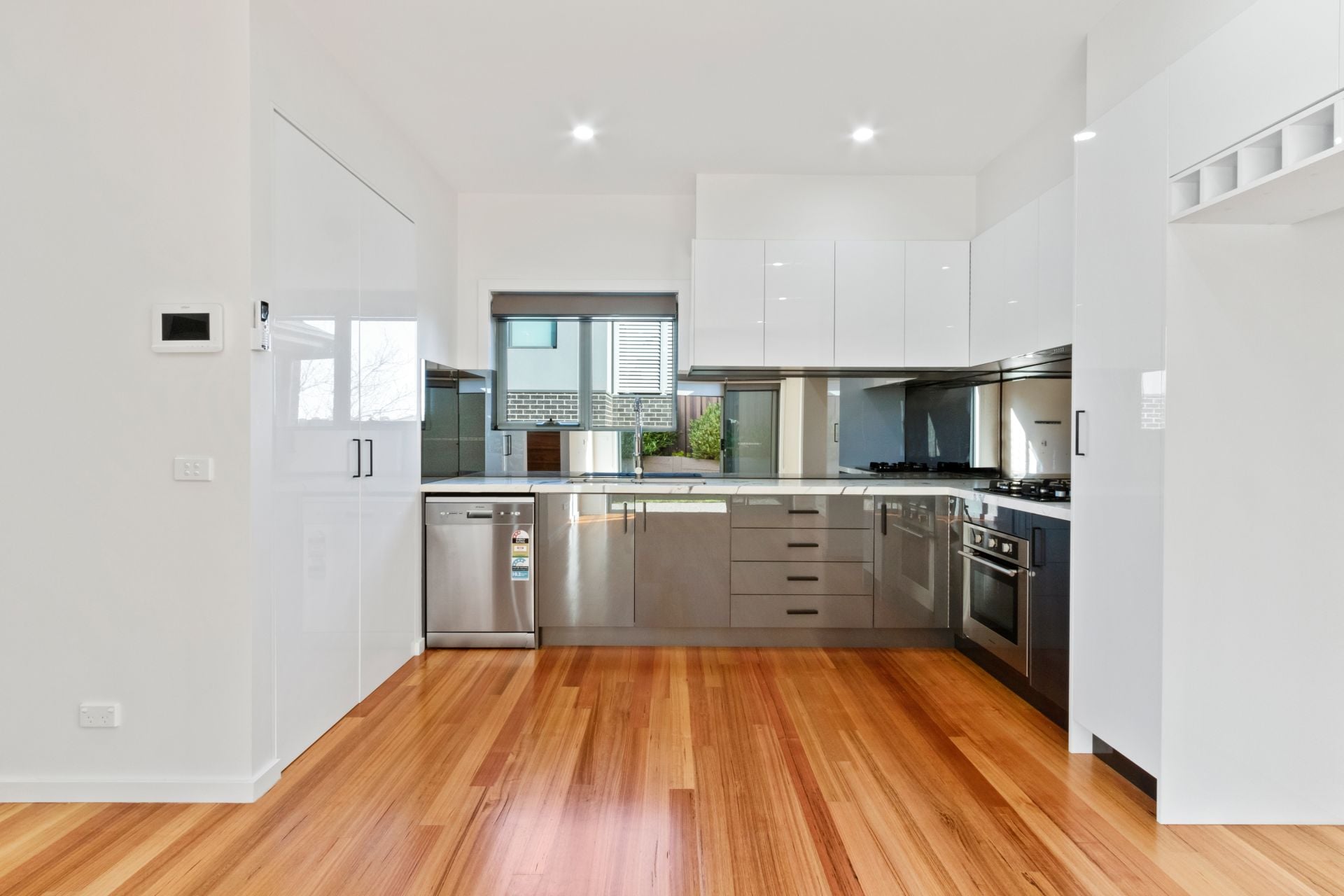 Stunning Townhouse close to Amenities