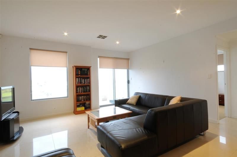 301/1-5 Euston Walk Mawson Lakes SA, Mawson Lakes - Thumbnail 5