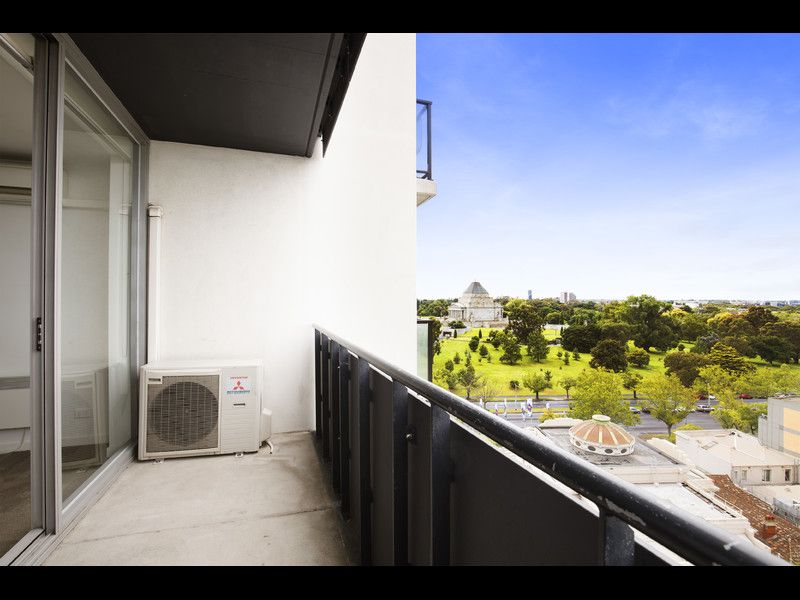 1201/8 Dorcas Street, South Melbourne - Thumbnail 4