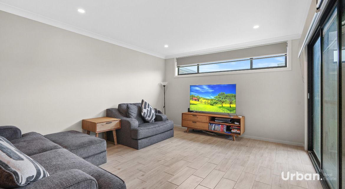 Gledswood Hills 75A & 75B Gledswood Hills Drive