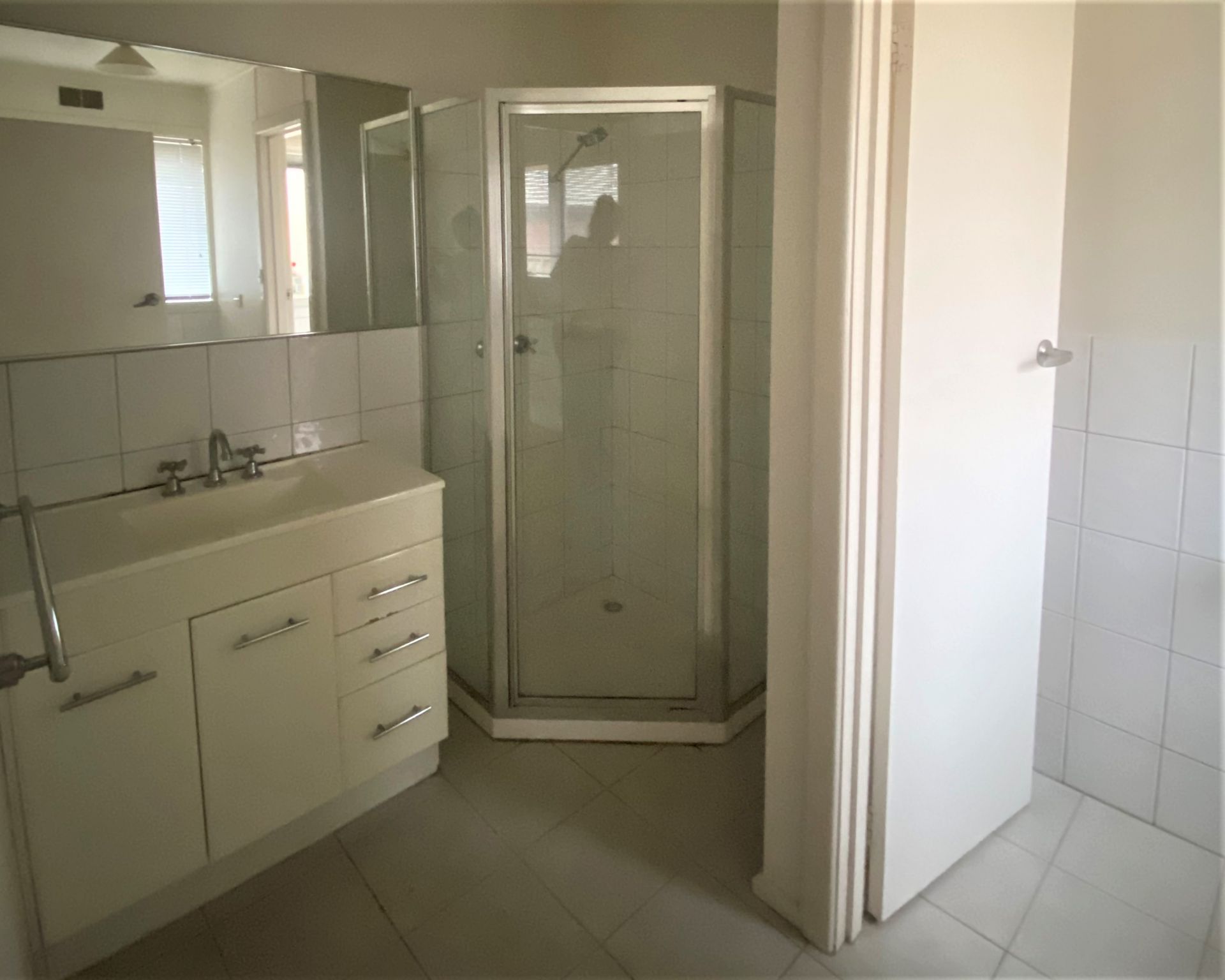 Neat and Tidy Two Bedroom Unit