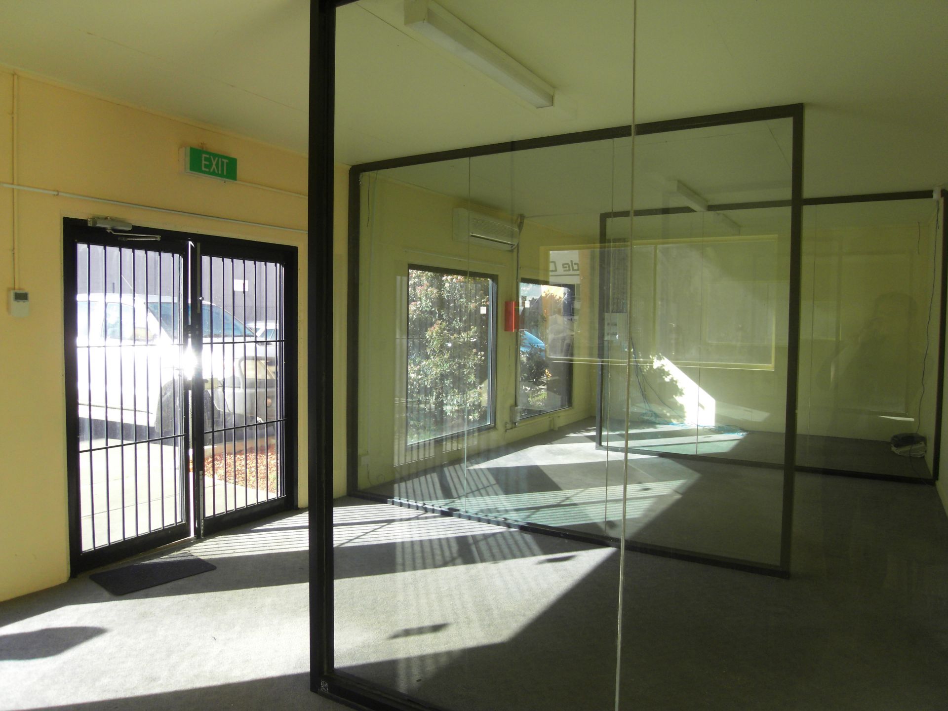 EXCELLENT WAREHOUSE FACILITY!