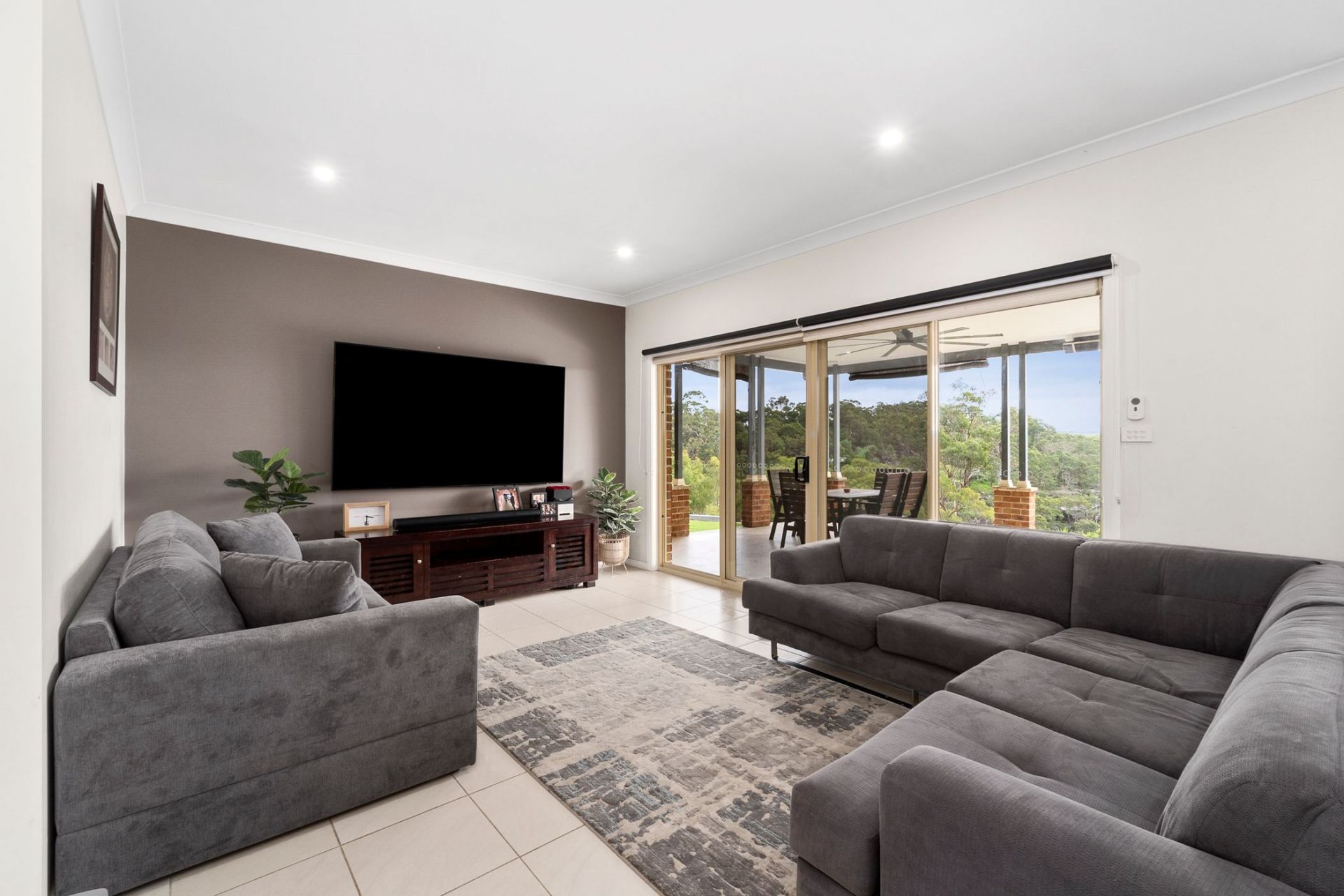 Real Estate For Sale 35 Carmichael Place East Kurrajong , NSW