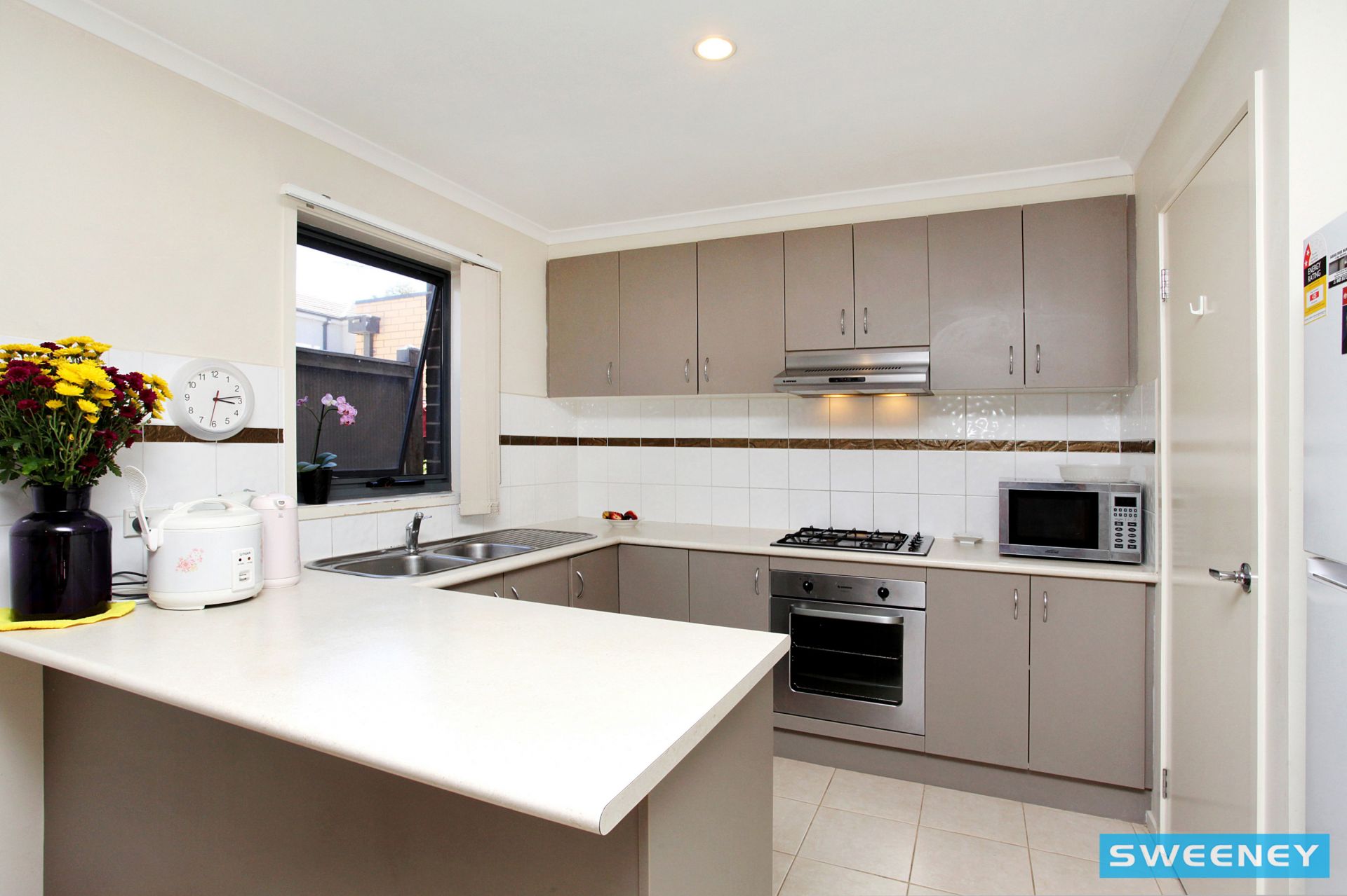 10/8 Sherdley Green, Caroline Springs - Thumbnail 4