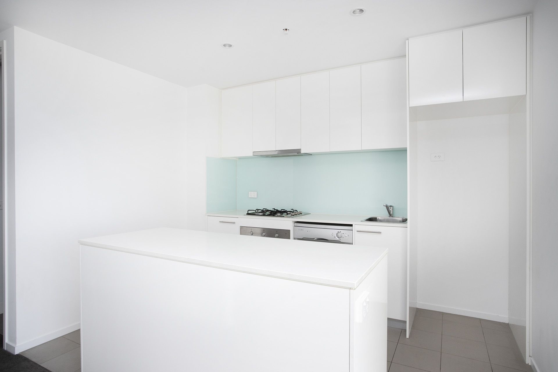 2404/18 Mount Alexander Road, Travancore - Thumbnail 6