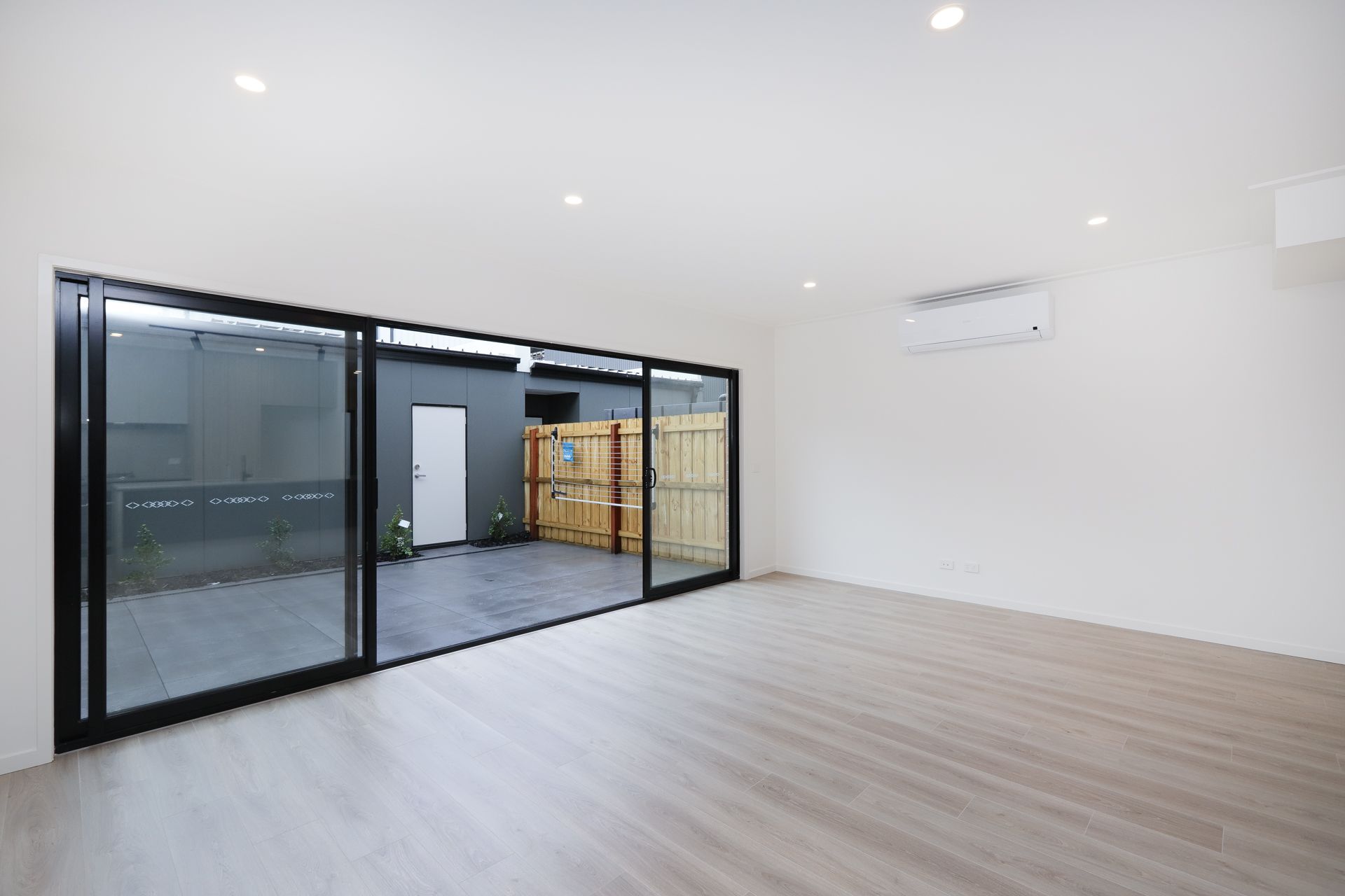 48 Phoenix Road Altona North VIC, Altona North - Thumbnail 4