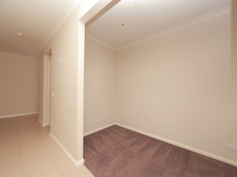 6 Sambell Street MERNDA, Mernda - Thumbnail 8
