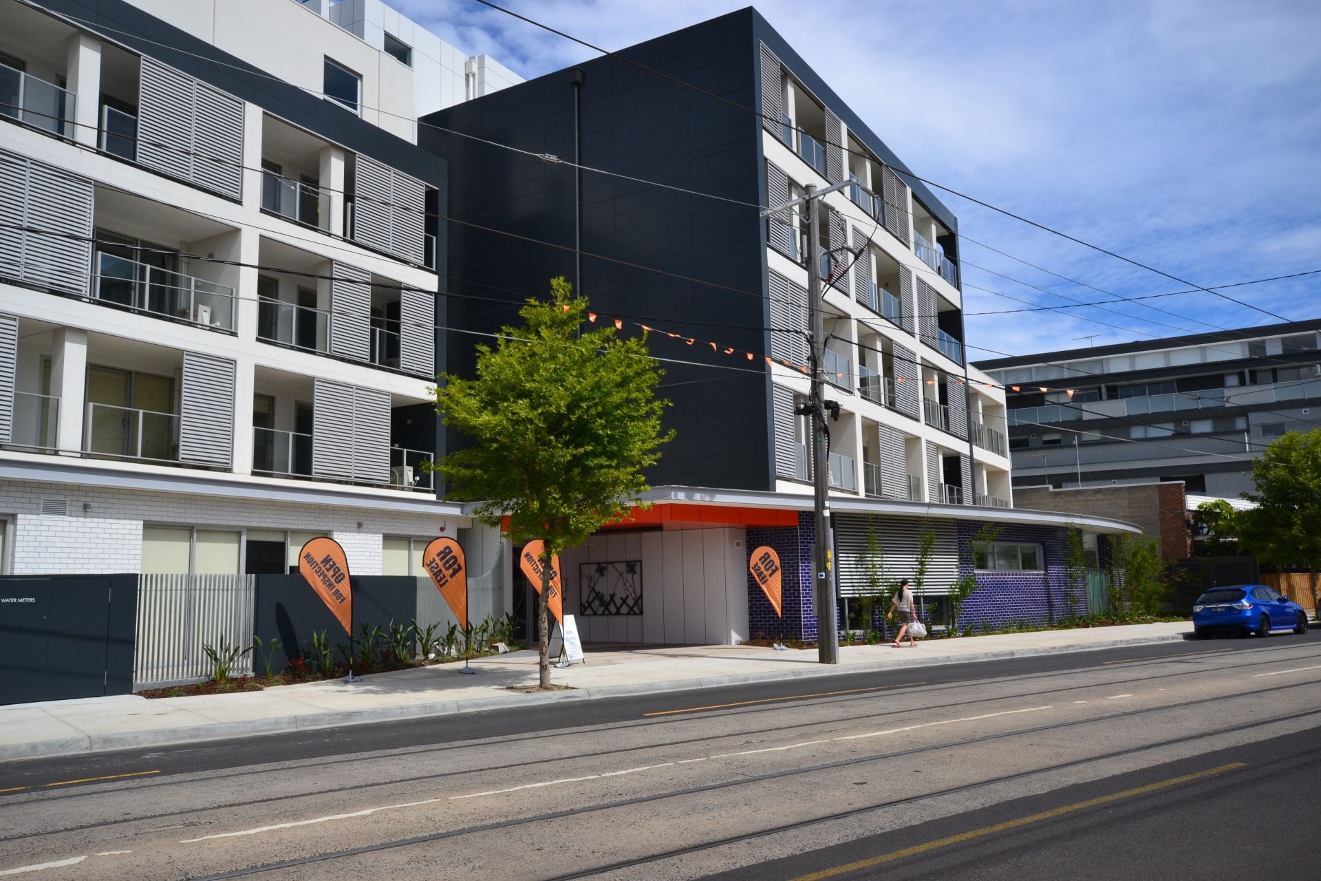 TRAM, SHOPS AND TRENDY LIVING