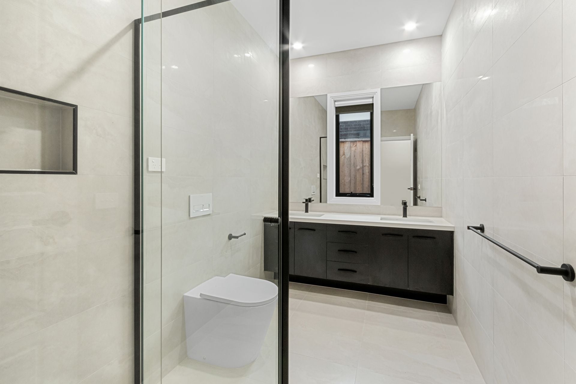 FINE FINISHES, EXPANSIVE SPACES