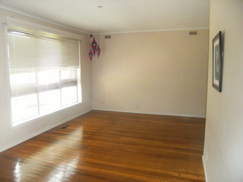 4 Nova Avenue, Deer Park - Thumbnail 4