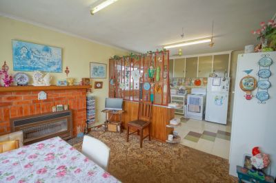 3
 
 
 
  
 
 
 1
 
 
 
  
 
 
 1
 
 
 
 
 
 
 
 12 Highview Crescent, Devonport TAS 7310, Devonport - Thumbnail 8