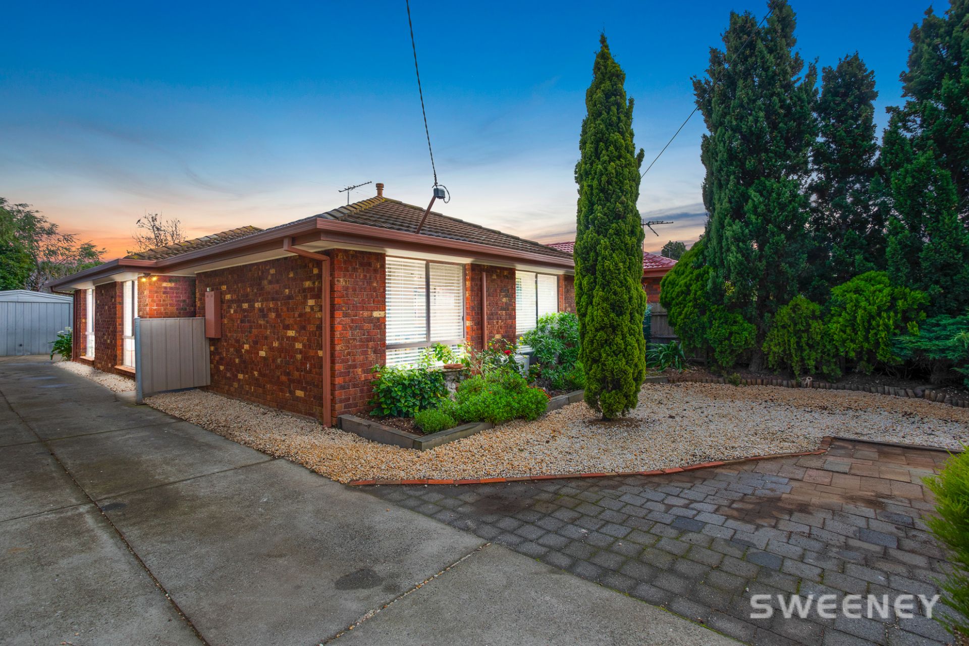 34 Bruce Street South, Altona Meadows - Thumbnail 2