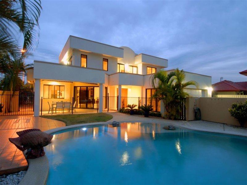 14 Mykonos Place PARREARRA QLD, Parrearra - Thumbnail 2
