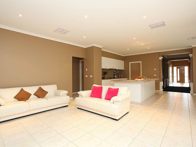 24 Salina Walk, Caroline Springs - Thumbnail 7