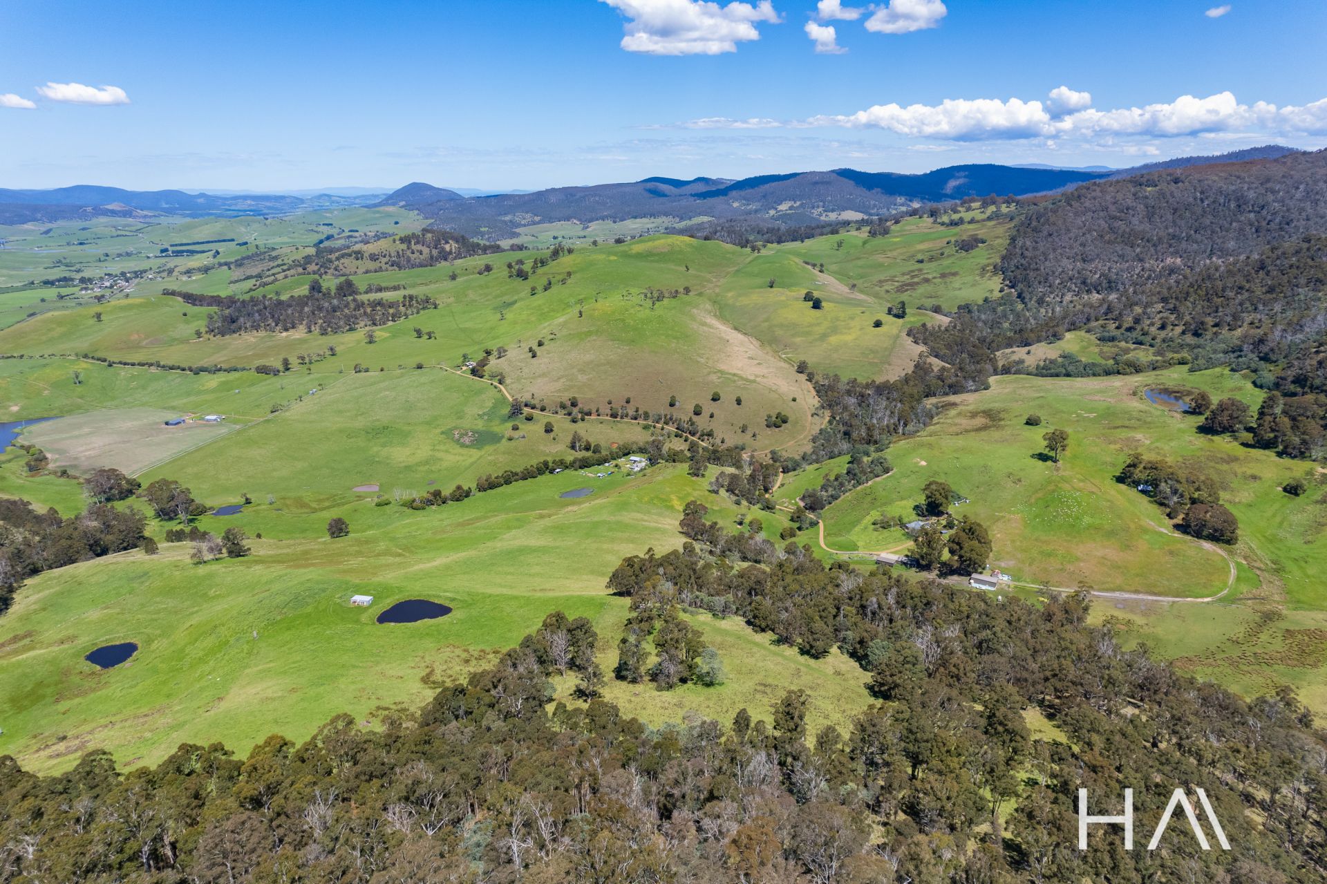 211 Scotts Road Colebrook, Colebrook - Thumbnail 2