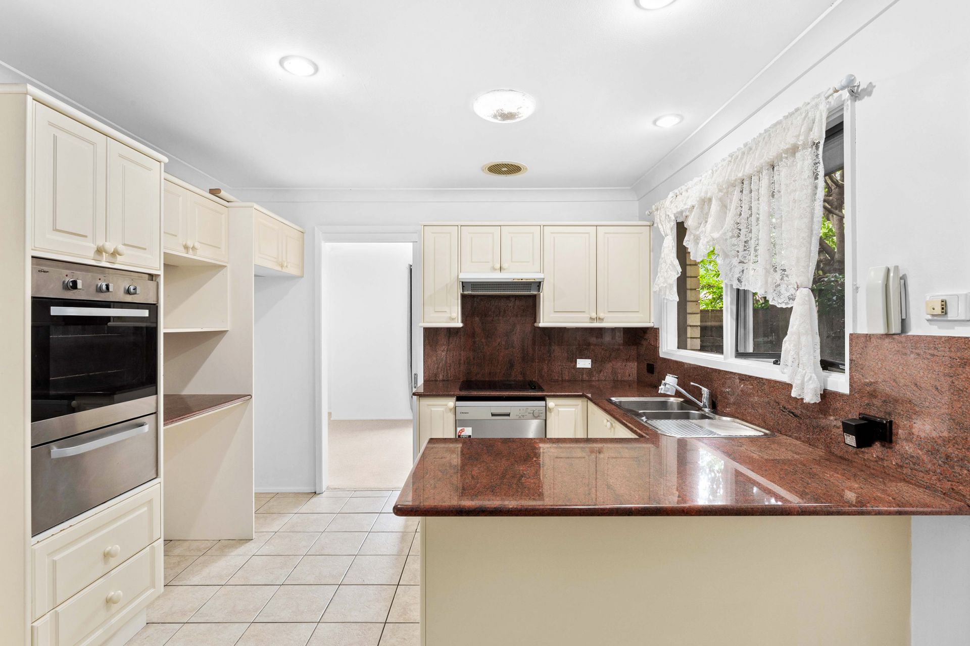 24 Cameron Avenue Baulkham Hills NSW, Baulkham Hills - Thumbnail 4