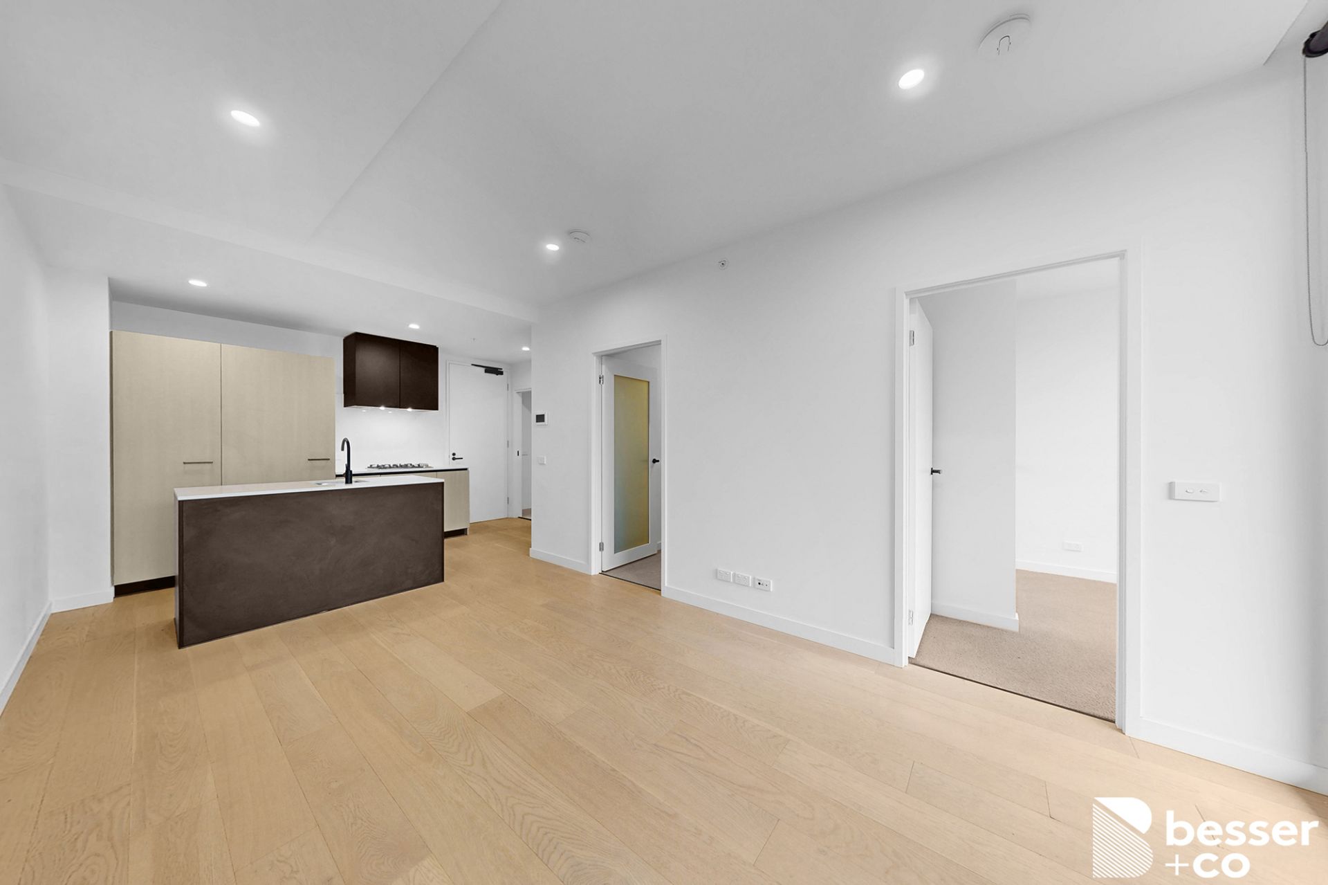 207/39 Park Street, South Melbourne - Thumbnail 2