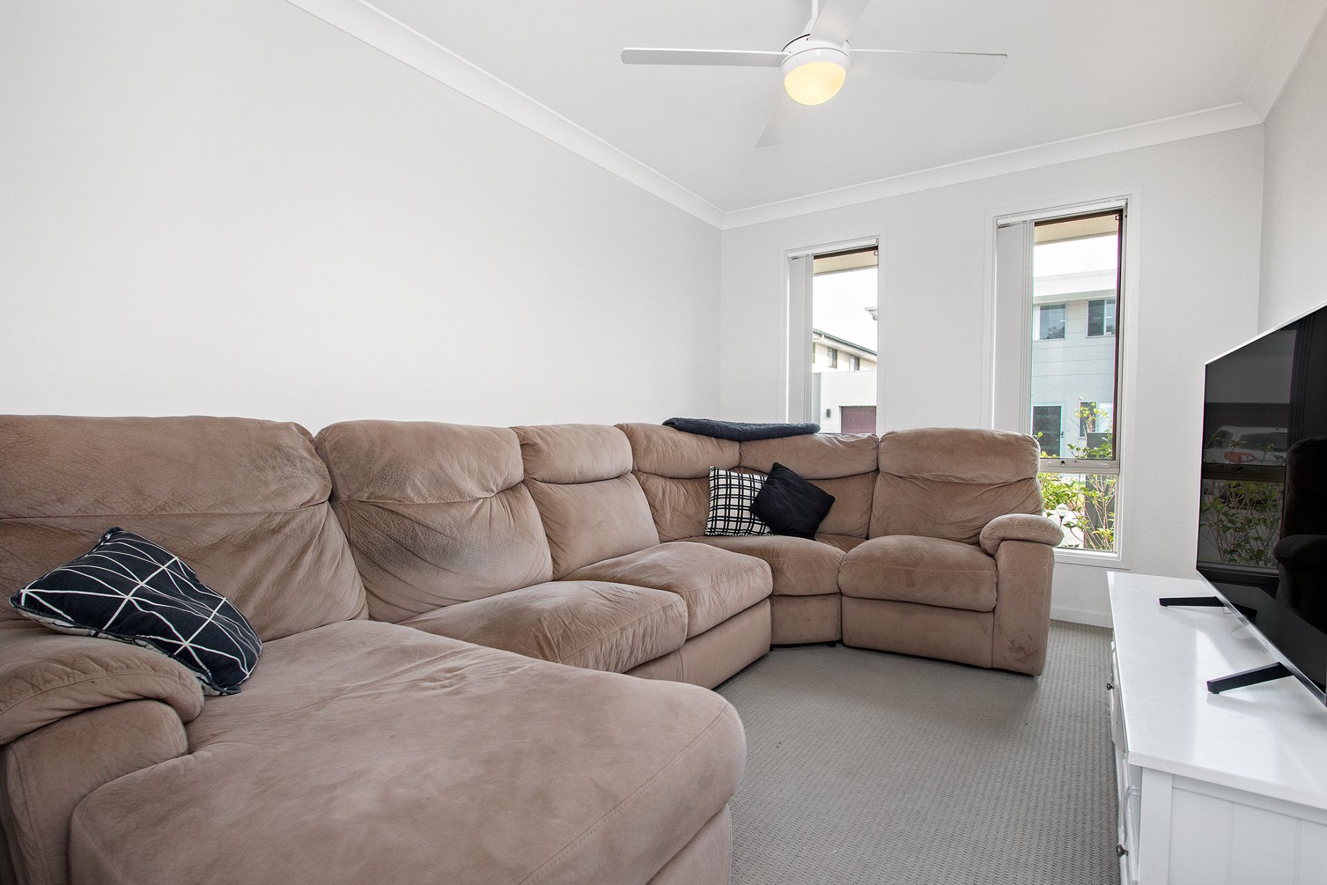 Real Estate For Lease 2 Muirfield Way Medowie , NSW