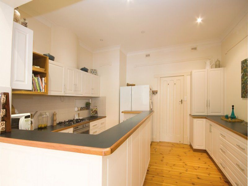 24 Dunbar Terrace Glenelg East 5045