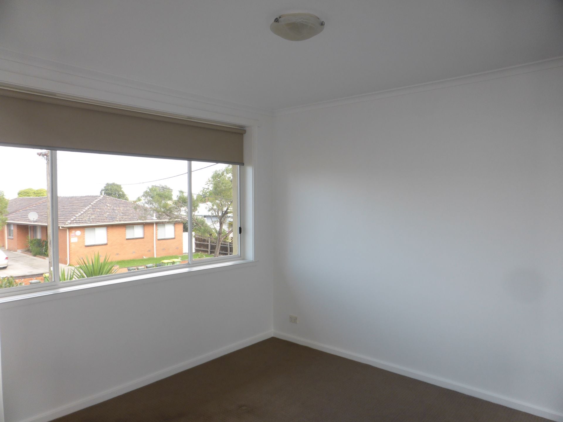 Light, Spacious & Modern Two Bedroom Apartment In A Great Location *FIRST WEEK RENT FREE*