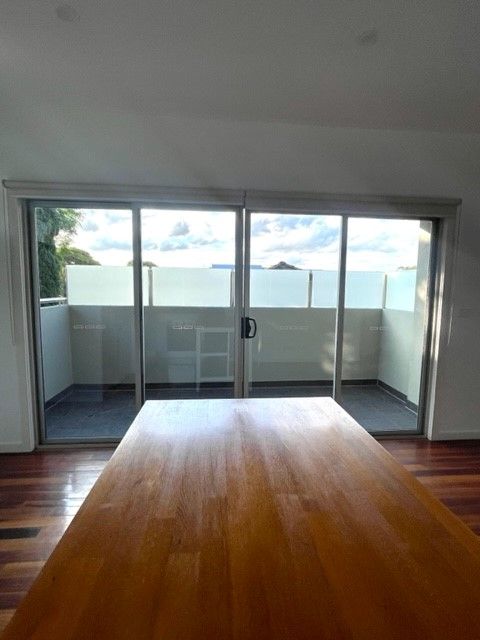 A Stunning townhouse in a Central Location!