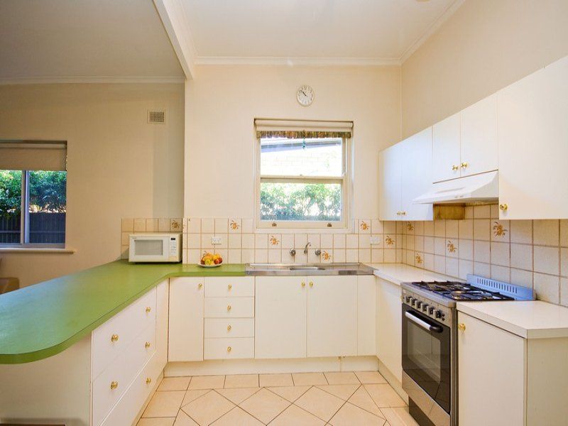 8 Albion Avenue Glandore 5037
