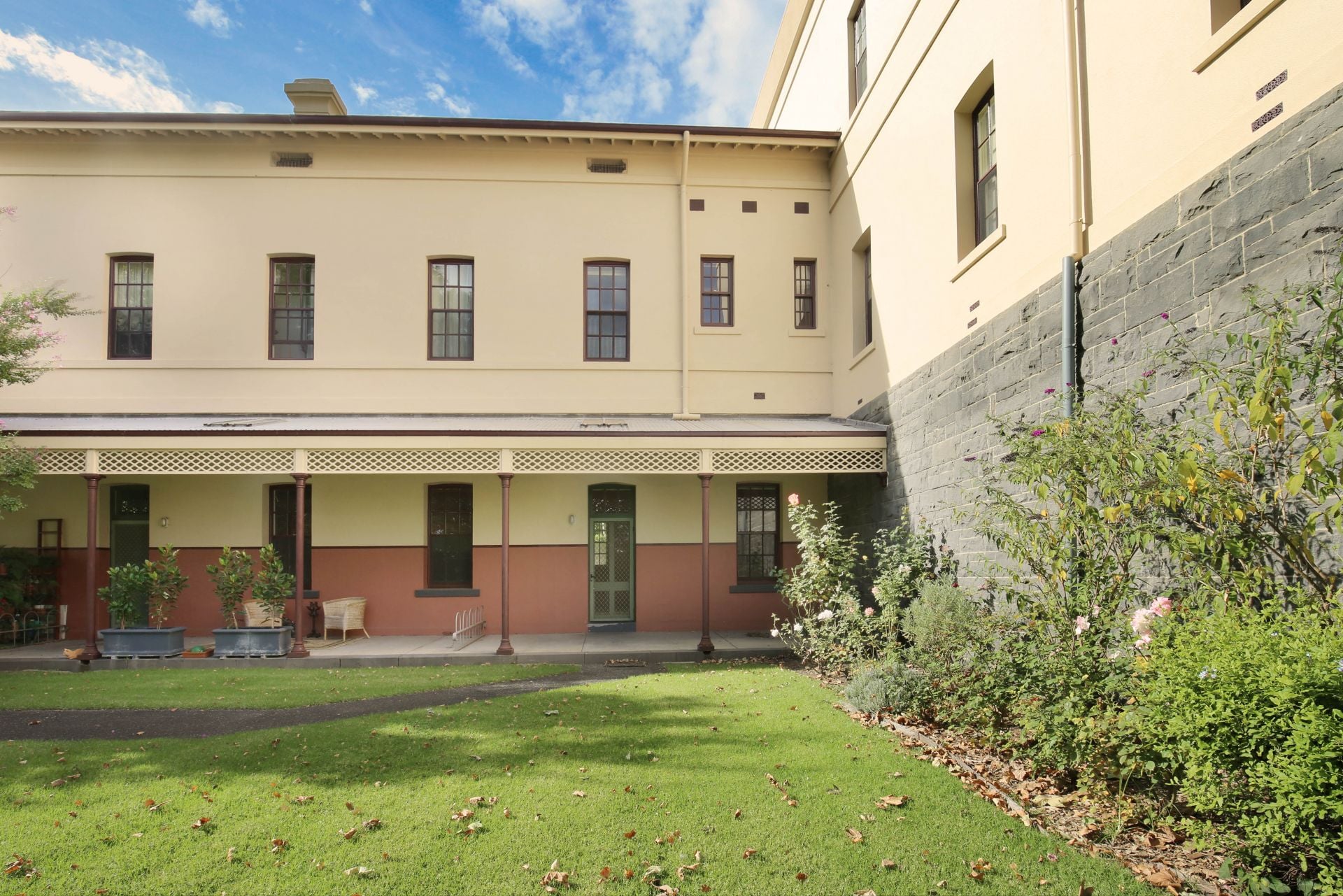 **Live life in the Willsmere Estate**