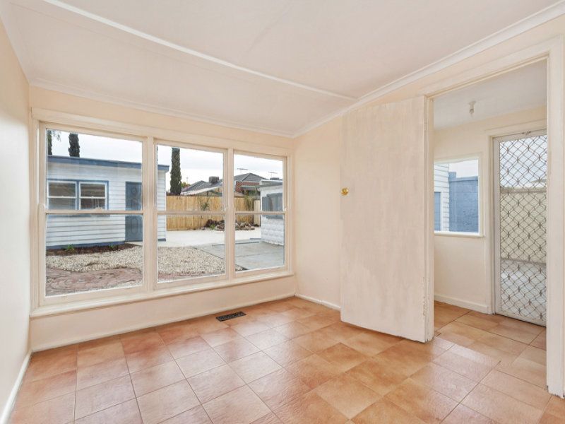 22 McArthurs Road, Altona North - Thumbnail 6