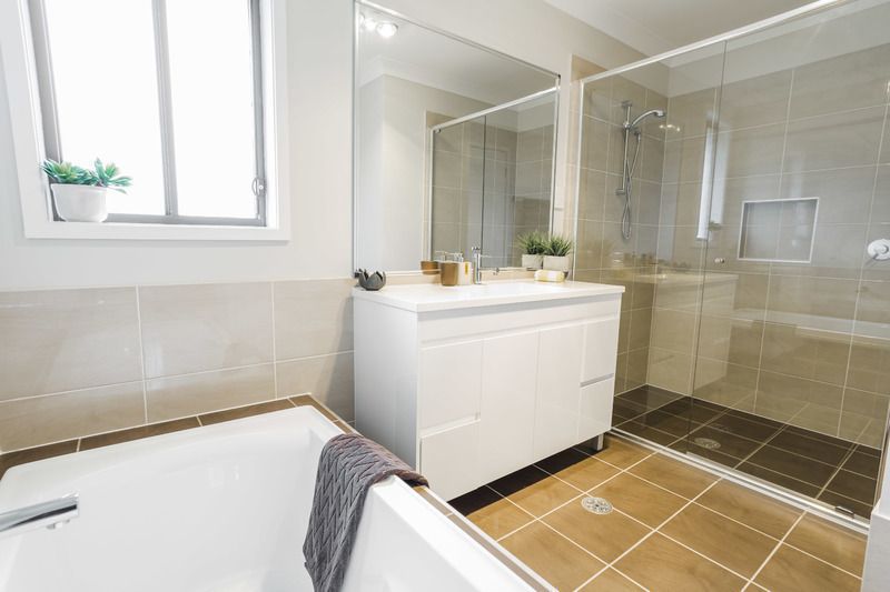 Colebee 40 Coronato Parade | Stonecutters Ridge Precinct